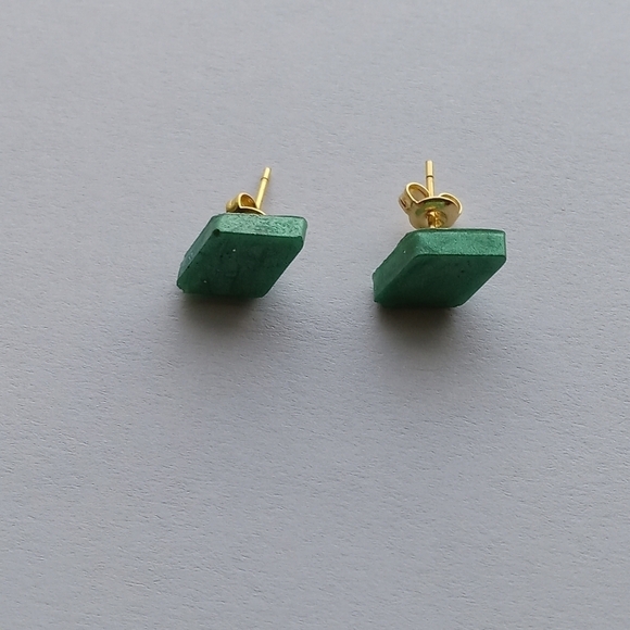 Hand Crafted Jewelry - 5/$25 CLEARANCE -Green resin diamond stud earrings